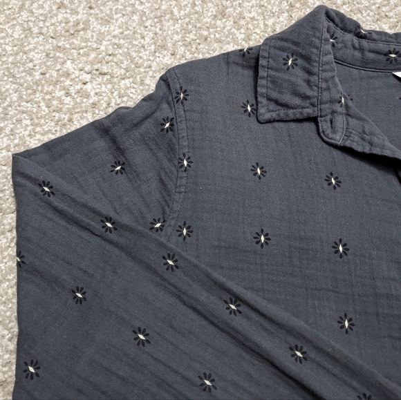 (2/$25) Sonoma high low button up long sleeve blouse grey 100% cotton - Picture 3 of 15